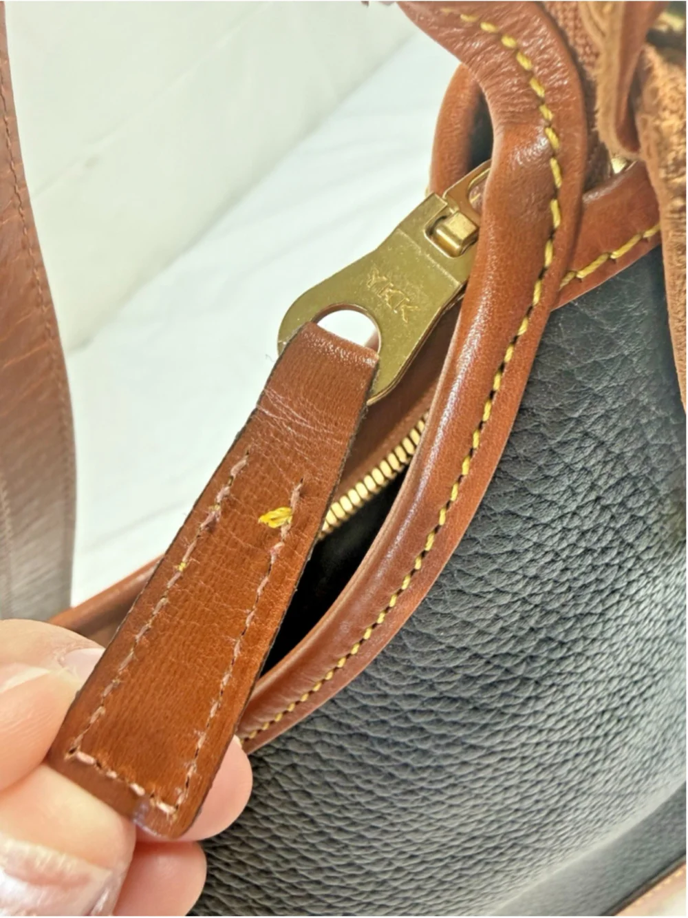 Dooney & Bourke Black Pebbled Leather small Hobo Shoulder Bag VTG Made in USA